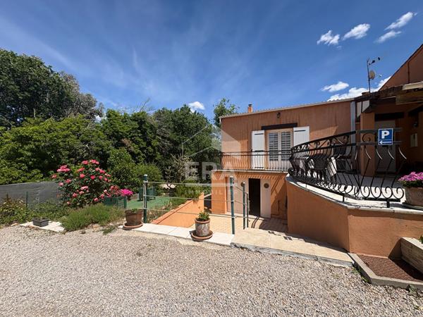 Maison à Vidauban 4 chambres avec  vue dégagée