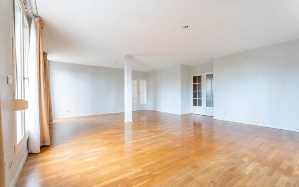 Appartement à vendre    6 pièces • 167,20 m2 Villefranche-sur-Saône