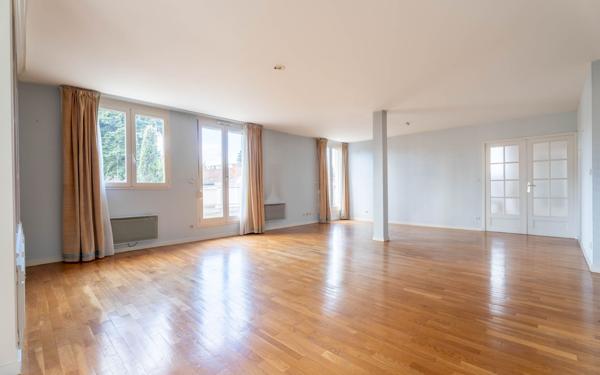 Appartement à vendre    6 pièces • 167,20 m2 Villefranche-sur-Saône