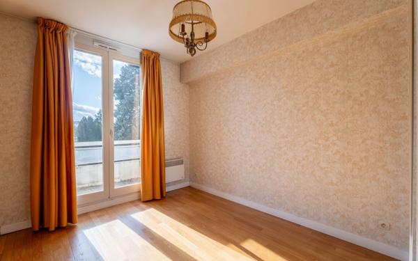 Appartement à vendre    6 pièces • 167,20 m2 Villefranche-sur-Saône