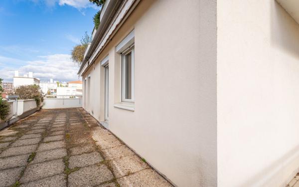 Appartement à vendre    6 pièces • 167,20 m2 Villefranche-sur-Saône