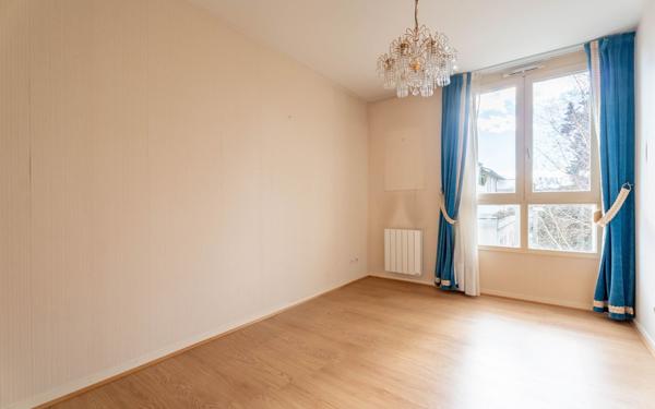 Appartement à vendre    6 pièces • 167,20 m2 Villefranche-sur-Saône