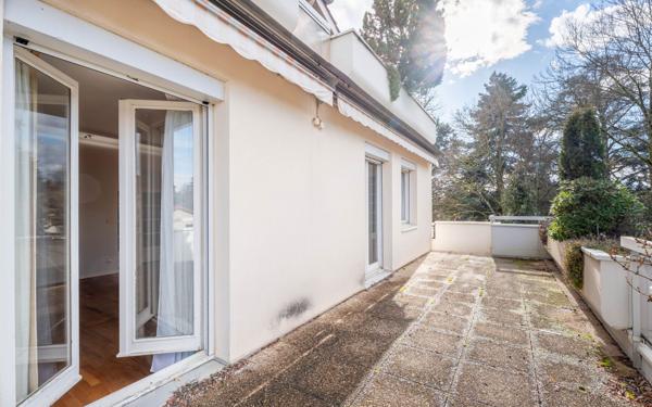 Appartement à vendre    6 pièces • 167,20 m2 Villefranche-sur-Saône