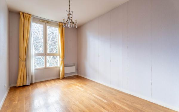 Appartement à vendre    6 pièces • 167,20 m2 Villefranche-sur-Saône