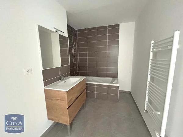 Appartement à louer 3 pièces 62.43m²