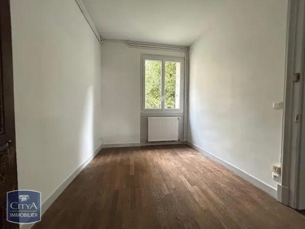 Maison à louer 9 pièces 210m²