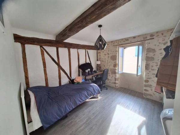 🏡 MARCIAC  MAISON DE VILLE AVEC LOCAL COMMERCIAL ET APPARTEMENT DUPLEX FORT POTENTIEL !