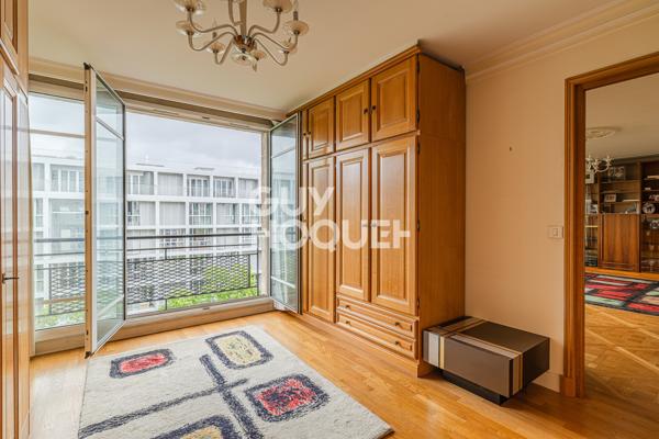 APPARTEMENT À VENDRE DE 4 PIÈCES DE 174,00 M²