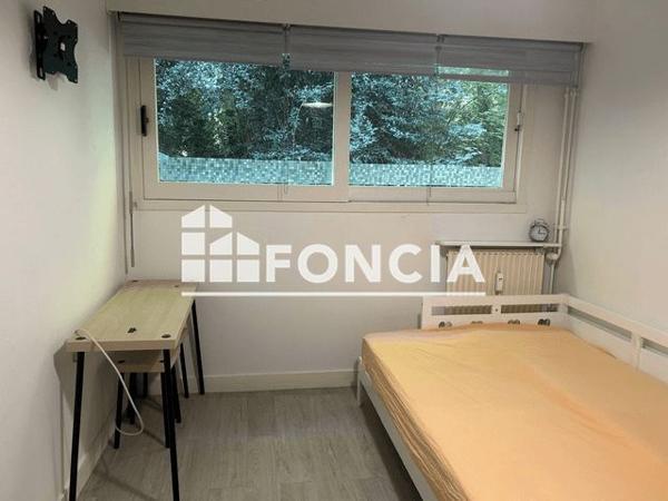 Location Studio meublé 15.3 m² - 6 ALLEE DES PLATANES Bailly 78870