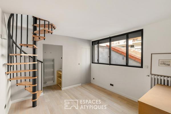 Ancien atelier réhabilité en maison d’architecte avec patio confidentiel