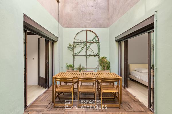 Ancien atelier réhabilité en maison d’architecte avec patio confidentiel