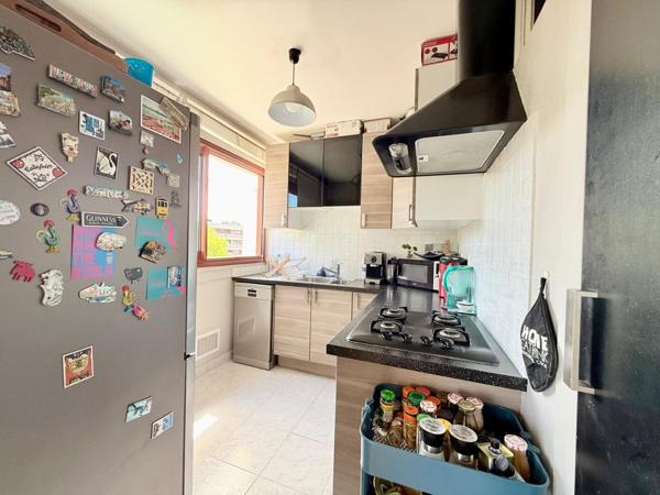 Apparetment 3 piéces de 57 m2 280 000 € - Référence  993
