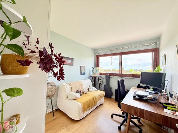 Apparetment 3 piéces de 57 m2 280 000 € - Référence  993