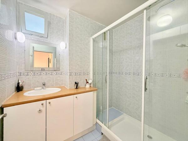 Apparetment 3 piéces de 57 m2 280 000 € - Référence  993