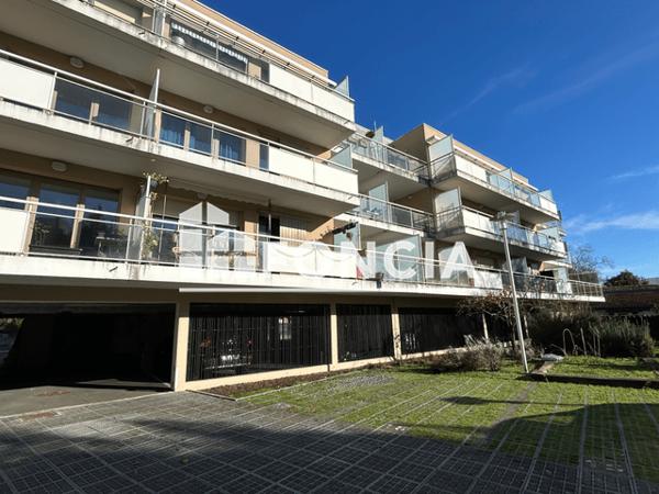 Location Appartement meublé 2 pièces 44.41 m² - RCE SAINT AMAND Bordeaux 33200