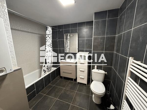 Location Appartement meublé 2 pièces 44.41 m² - RCE SAINT AMAND Bordeaux 33200