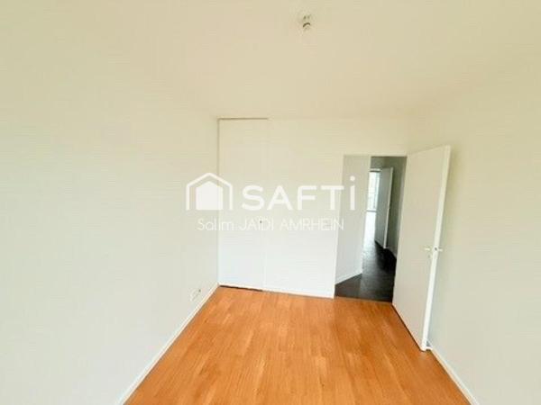 3 pièces lumineux, cave, parking, RER E à 300?m !