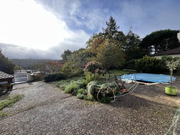 Maison à vendre |  Dignac |  6 pièces | 205 m²