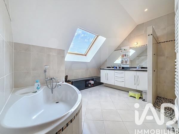 Maison à vendre 7 pièces 190 m² Pontault-Combault