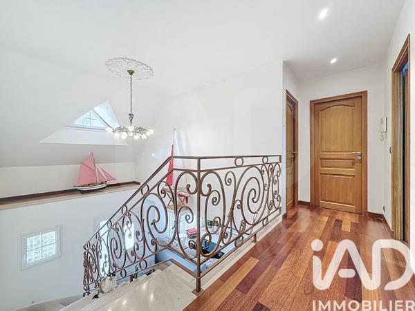 Maison à vendre 7 pièces 190 m² Pontault-Combault