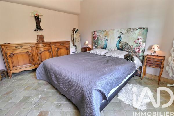 Maison à vendre 8 pièces 252 m² Sorgues