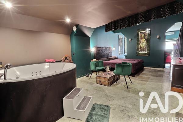 Maison à vendre 8 pièces 252 m² Sorgues