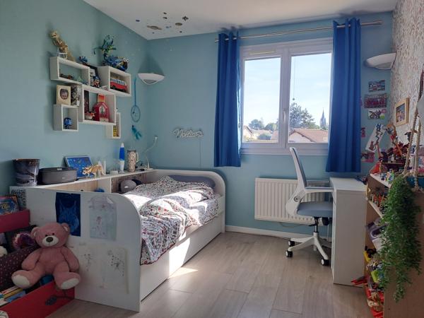 Maison familiale dans le centre de Quincieux ! Détails des diagnostics énergétiques