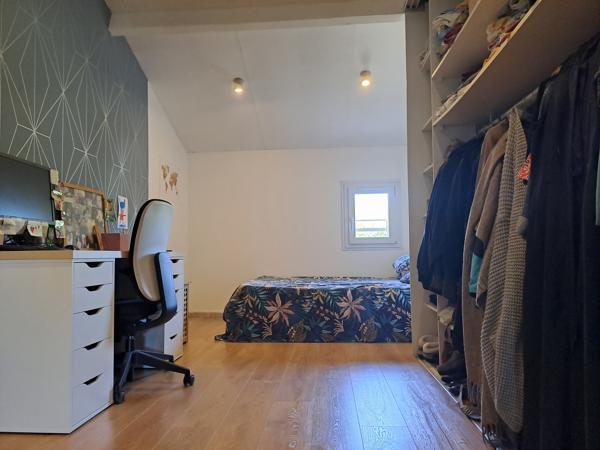 Maison familiale dans le centre de Quincieux ! Détails des diagnostics énergétiques