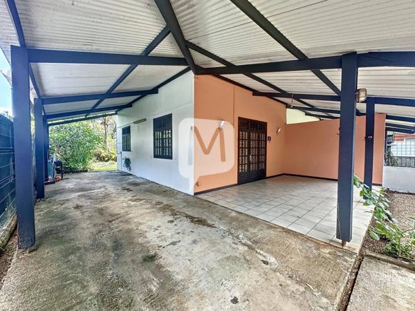 Dpt Guyane (973), à louer CAYENNE maison T3 meublé duplex de 162.88 m² m²