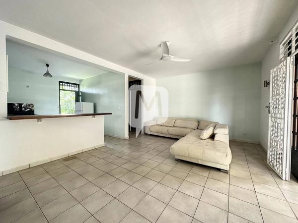 Dpt Guyane (973), à louer CAYENNE maison T3 meublé duplex de 162.88 m² m²