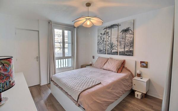 Appartement à vendre    3 pièces • 61,76 m2 Clichy
