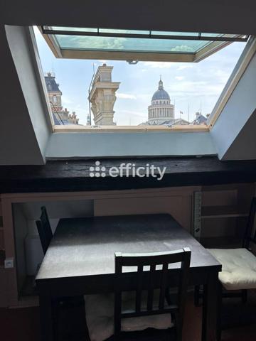 Appartement
         1 pièce
        - 32 m² 313 000 € *