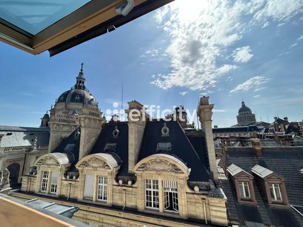 Appartement
         1 pièce
        - 32 m² 313 000 € *