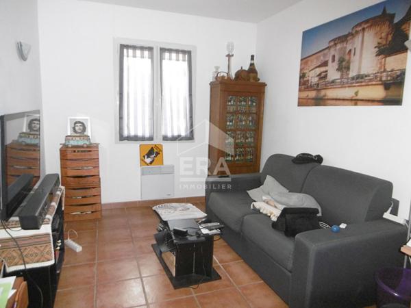Villa proche commodités 96 m² sur 578 m²