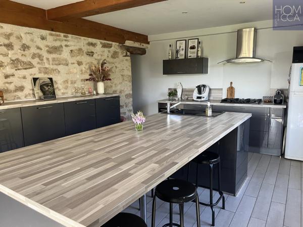 Maison 7 pièce(s) 5 chambre(s) 213.37 m²
