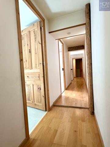 Maison 7 pièce(s) 5 chambre(s) 213.37 m²