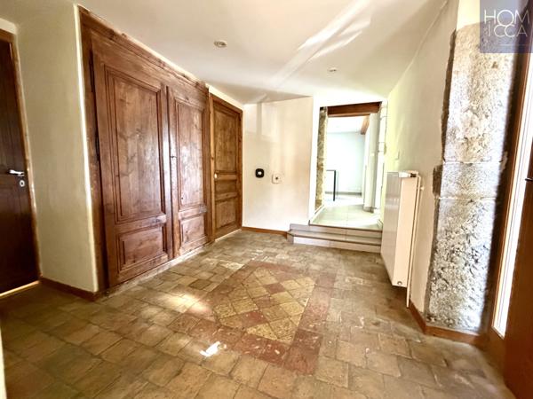 Maison 7 pièce(s) 5 chambre(s) 213.37 m²