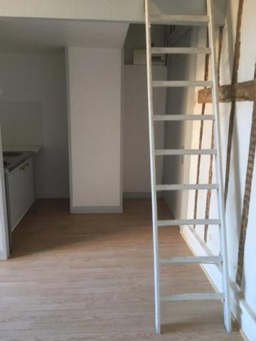 Dpt Landes (40), à vendre AIRE SUR L'ADOUR immeuble de rapport de 8 lots entièrement loués