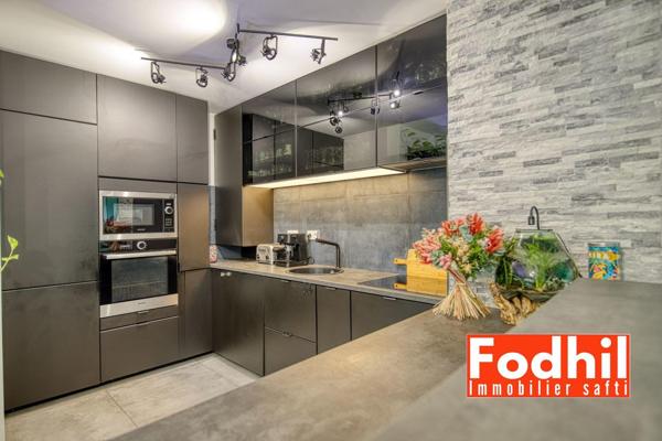 Appartement 4 pièces 82m² avec terrasse et jardin- Parking en sous-sol.