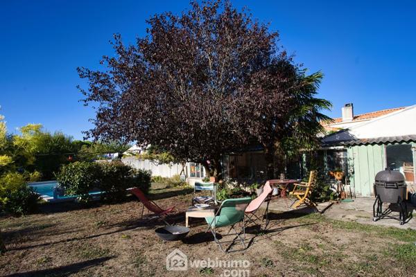 Maison de village 240 m² à Marsilly 17137