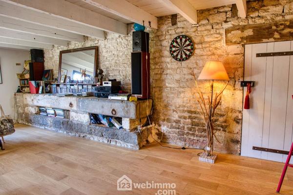 Maison de village 240 m² à Marsilly 17137