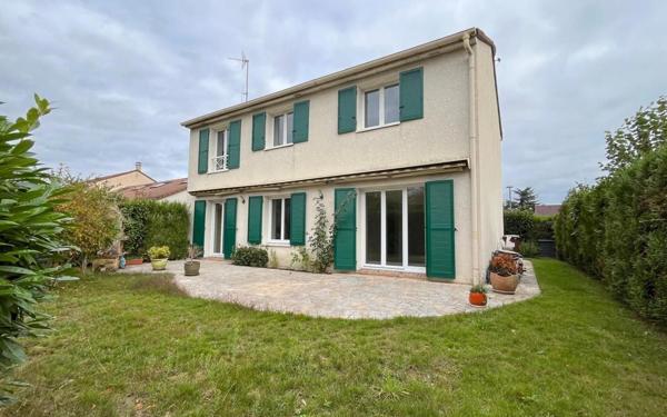 Maison à vendre    5 pièces •  Courcouronnes