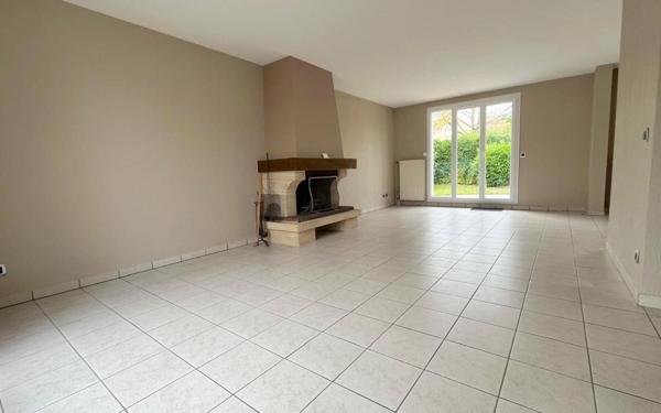 Maison à vendre    5 pièces •  Courcouronnes