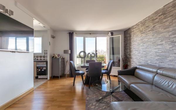 Appartement à vendre    3 pièces • 61,56 m2 Joinville-le-Pont