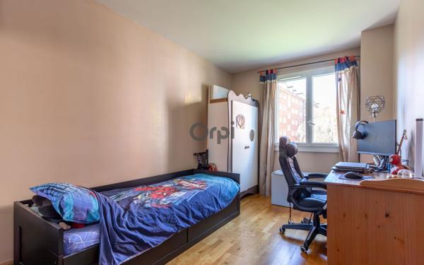 Appartement à vendre    3 pièces • 61,56 m2 Joinville-le-Pont