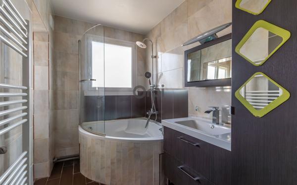 Appartement à vendre    3 pièces • 61,56 m2 Joinville-le-Pont