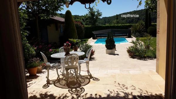 Dpt Landes (40), à vendre GEAUNE maison P6 de 185 m² - Terrain de 1 475,00 m²