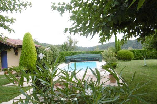 Dpt Landes (40), à vendre GEAUNE maison P6 de 185 m² - Terrain de 1 475,00 m²