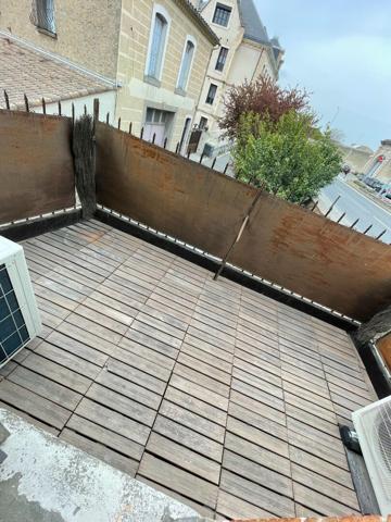 Location maison loft rénovée avec 4 chambres grand garage vue sur la Cité et terrasse à Carcassonne