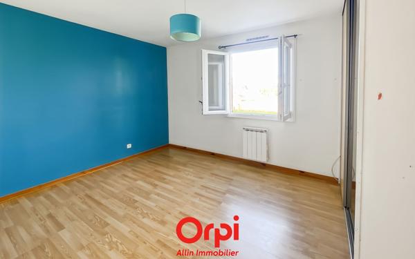 Maison à vendre    4 pièces •  Vaux